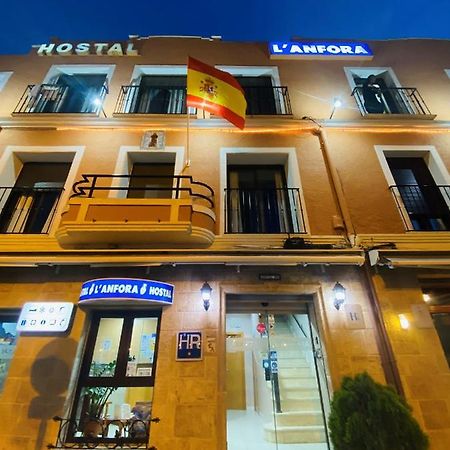 Hostal L'Anfora Денія Екстер'єр фото